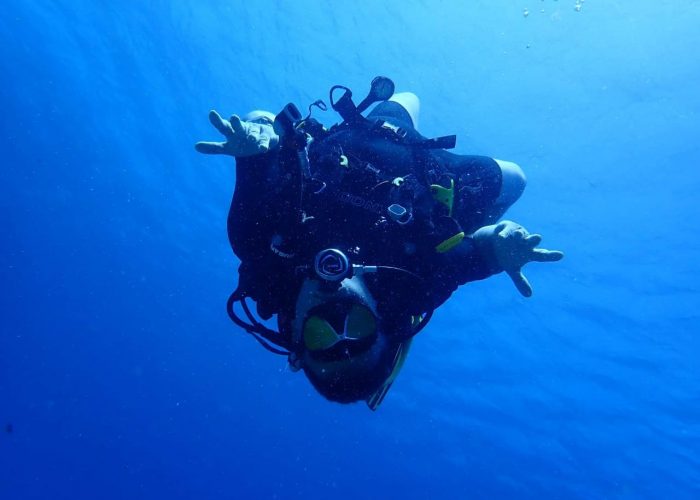 Diving in Kea